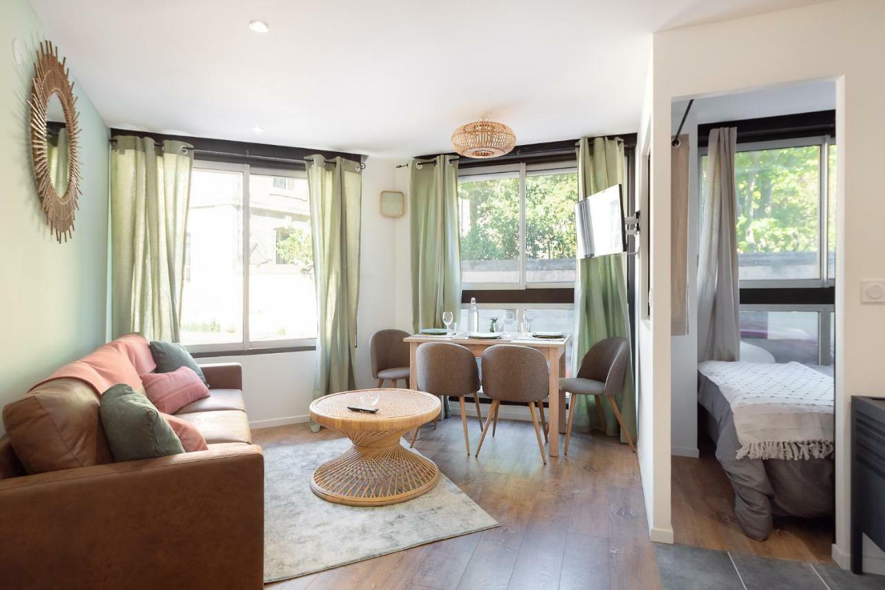 Suites Gaya Confort - Centre Ville Montpellier Exteriör bild