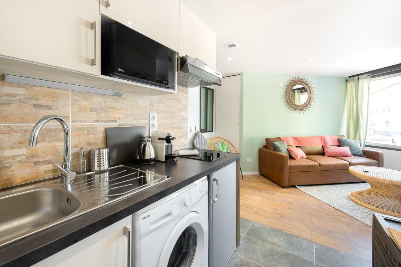 Suites Gaya Confort - Centre Ville Montpellier Exteriör bild