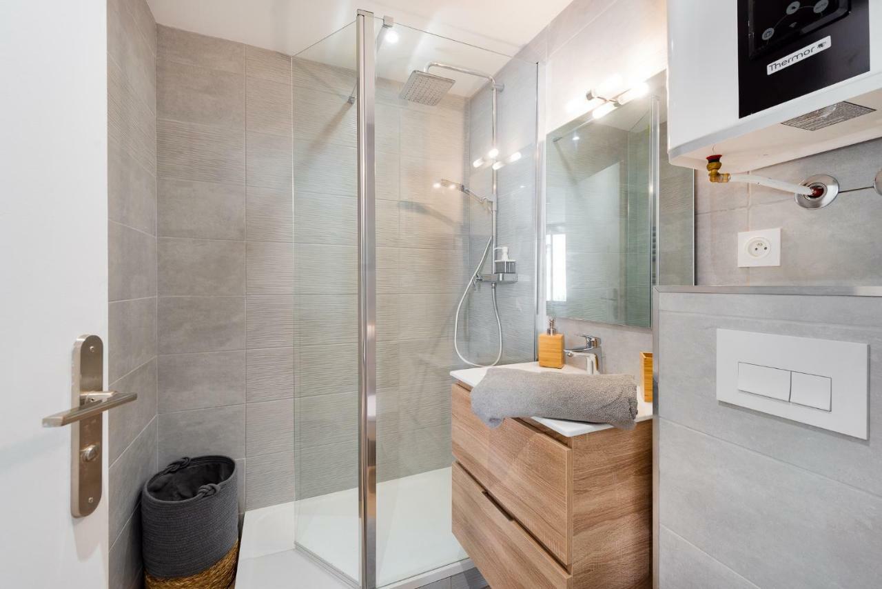 Suites Gaya Confort - Centre Ville Montpellier Exteriör bild